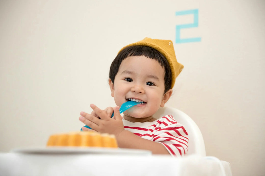 Starting Solids: A Comprehensive Guide to Introducing Solid Foods to Your Baby